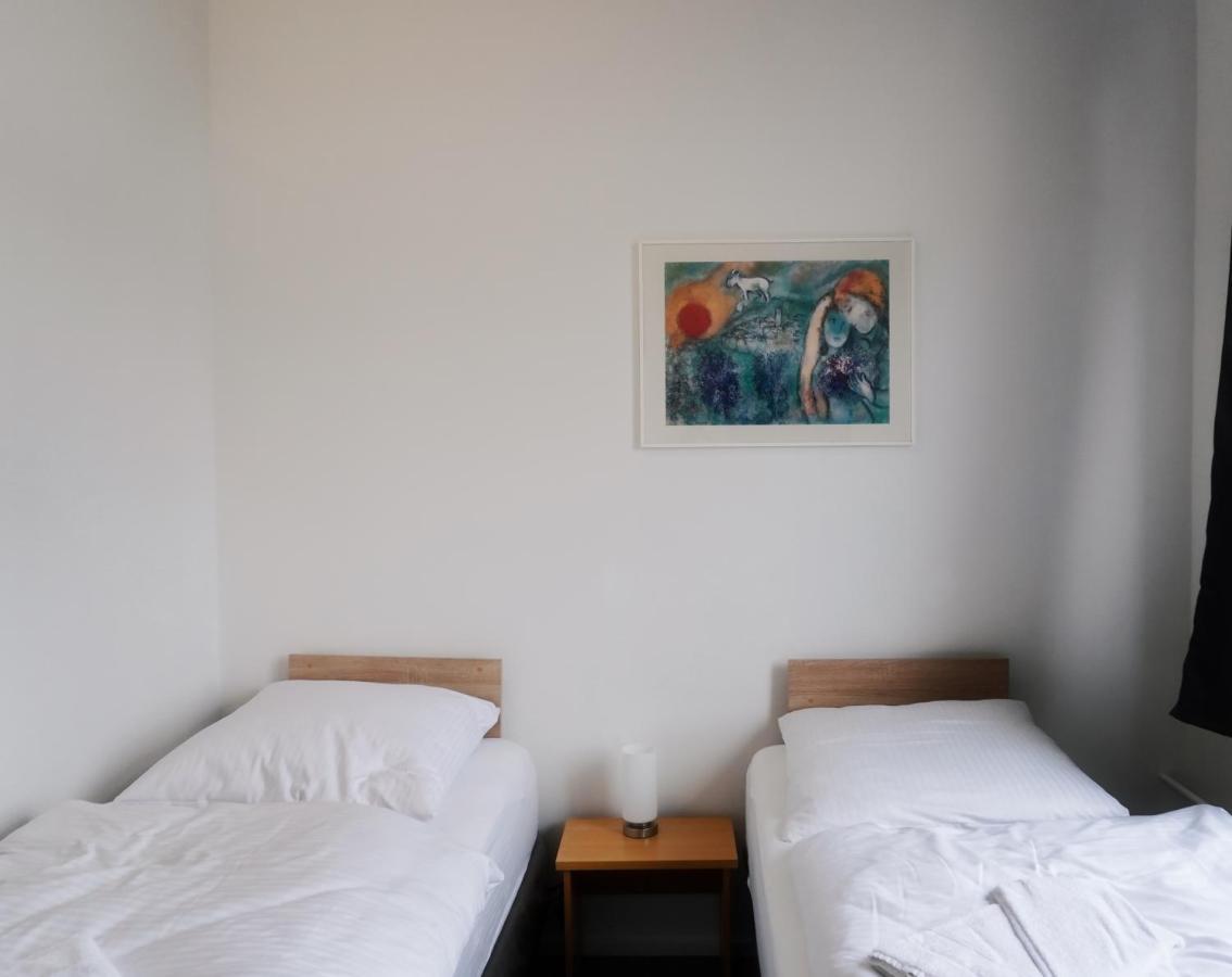 Motel Home Wittenau Berlim Exterior foto